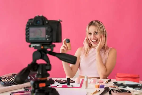 Creación de contenido para redes sociales o YouTube