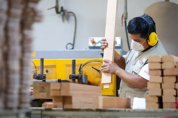 Cómo afecta la Ley 40 horas 2026 a las empresas con trabajadores contratados